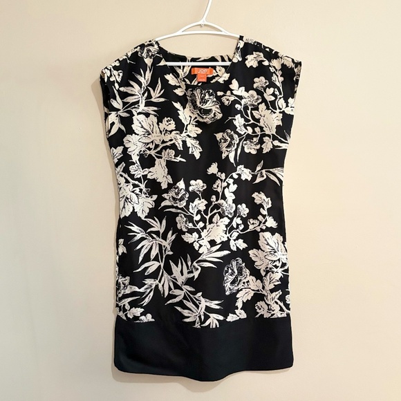 4/$10🎄Vintage Y2K Joe Fresh Black & White Floral Drop Waist Dolman Dress - Picture 1 of 14